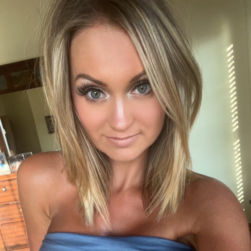 Meet your Posher, Nastia